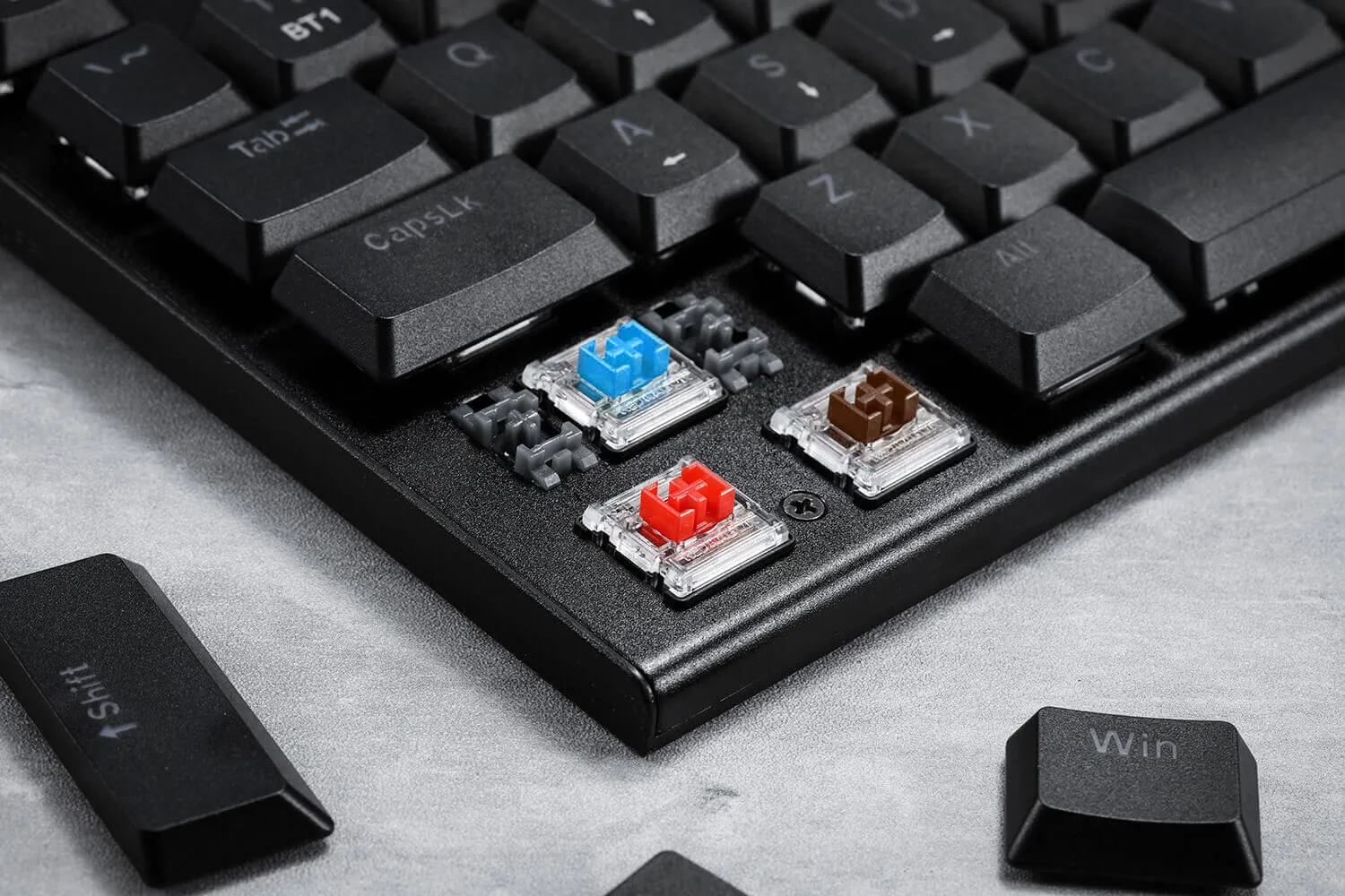 HORUS K618 Ultra-Thin, High-Performance Wireless Mechanical Keyboard for Seamless Typing Experience