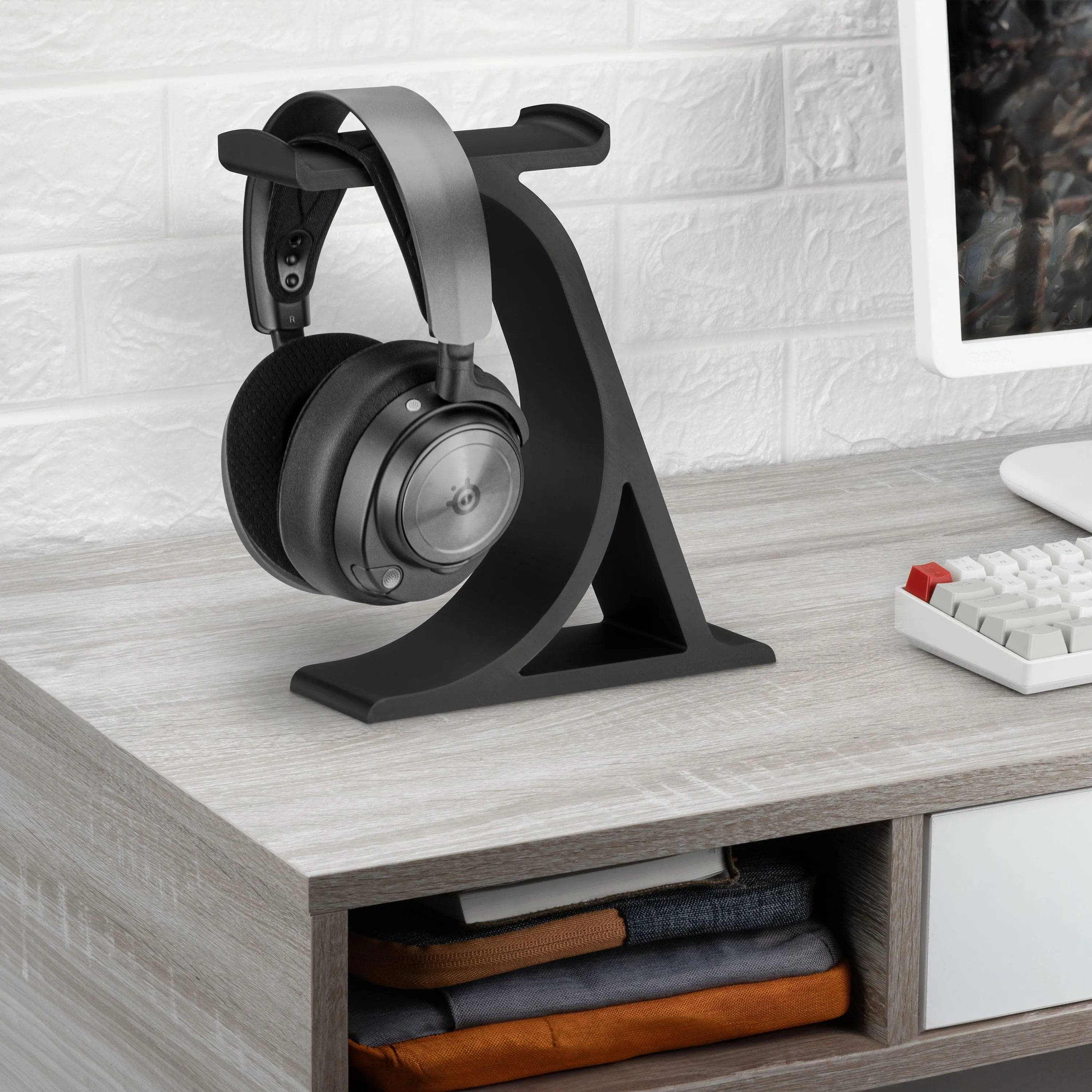 The CSTAND - Headphone Stand for Desks - Universal Design for All Gaming & Audio Headsets